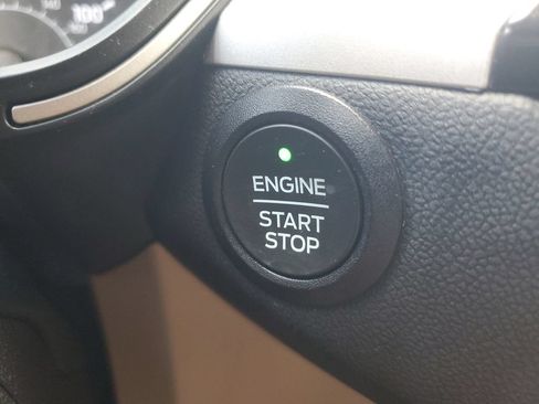 Used 2022 Ford Escape SEL FWD image 23