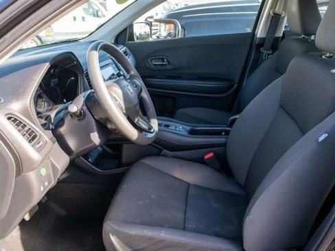 Used 2022 Honda HR-V LX image 13