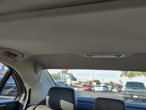 Used 2012 Mercedes-Benz E 350 4MATIC Sedan image 31