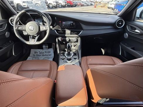 Used 2023 Alfa Romeo Giulia Ti image 45