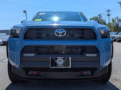 Used 2025 Toyota 4Runner TRD Off-Road AWD/4WD image 4