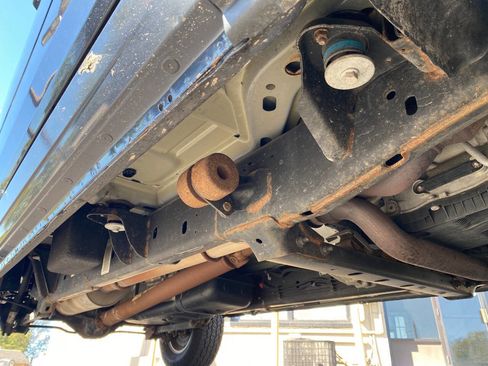 Used 2018 RAM 1500 Tradesman w/ Chrome Appearance Group image 33