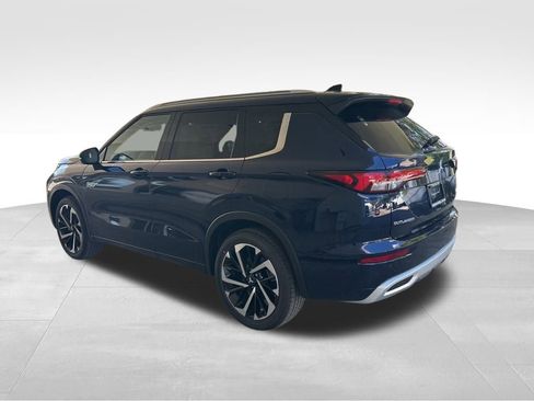 New 2025 Mitsubishi Outlander SEL image 4
