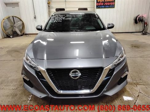 Used 2022 Nissan Altima 2.5 SV w/ SV Premium Package FWD image 7