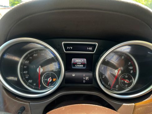 Used 2017 Mercedes-Benz GLS 550 4MATIC image 15