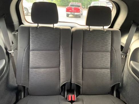 Used 2022 Dodge Durango SXT w/ Blacktop Package AWD/4WD image 14