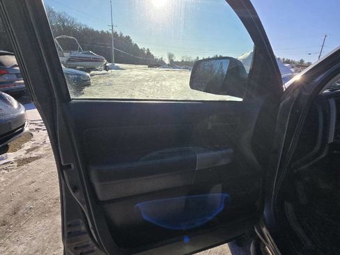 Used 2011 Toyota Tundra 4x4 Double Cab image 13