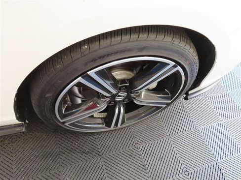 Used 2025 Honda Accord Sport image 35