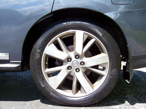 Used 2013 Nissan Pathfinder Platinum w/ Platinum Premium Pkg AWD/4WD image 14