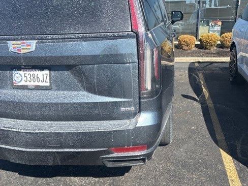 Used 2021 Cadillac Escalade ESV Sport Platinum w/ Heavy-Duty Trailer Package image 8