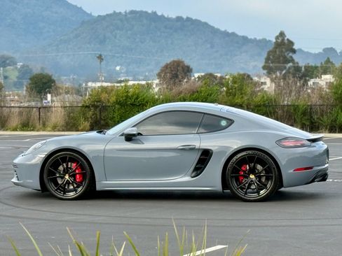 Used 2025 Porsche 718 Cayman S image 7