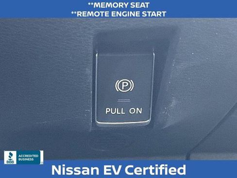 Certified 2023 Nissan Ariya FWD image 7