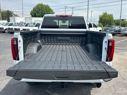 New 2026 GMC Sierra 2500 Denali Ultimate AWD/4WD image 12