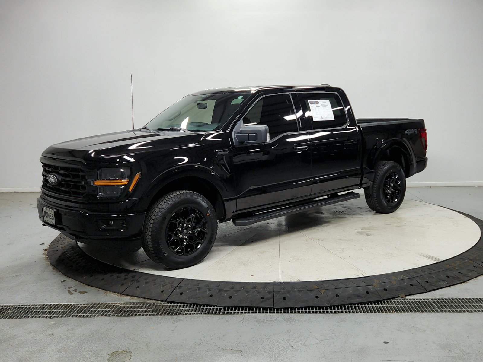 Used 2024 Ford F150 XLT w/ Equipment Group 302A MID AWD/4WD image 4