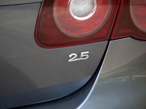 Used 2008 Volkswagen Jetta S FWD image 17