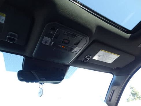 Used 2024 Toyota Tacoma TRD Off-Road image 36