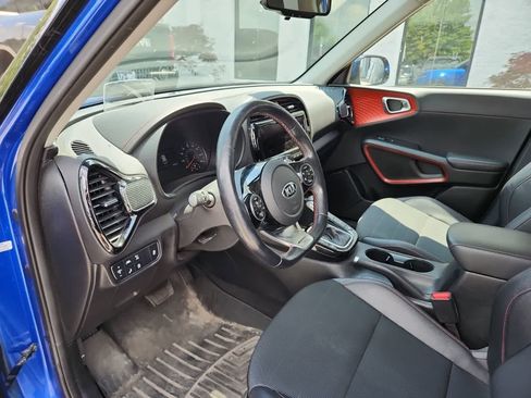 Used 2021 Kia Soul Turbo FWD image 13