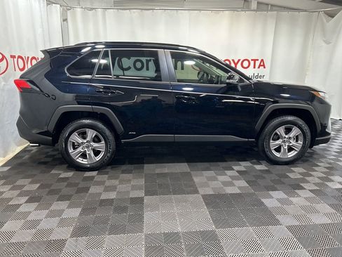 Used 2025 Toyota RAV4 XLE image 7