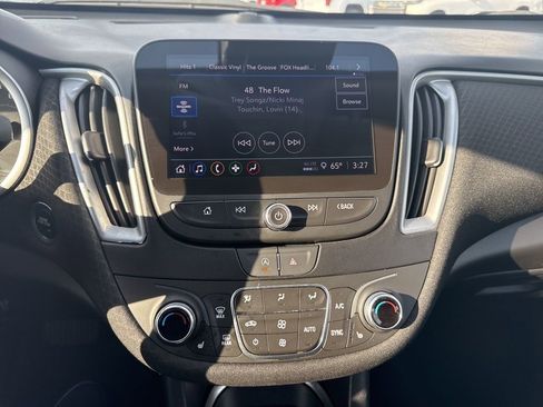 Used 2024 Chevrolet Malibu LT image 21