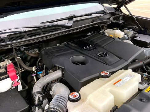 Used 2024 Toyota Tundra SR5 w/ SR5 Premium Package AWD/4WD image 32