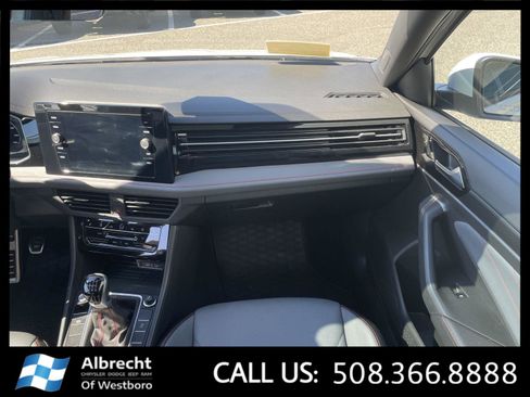 Used 2025 Volkswagen Jetta GLI Autobahn image 22