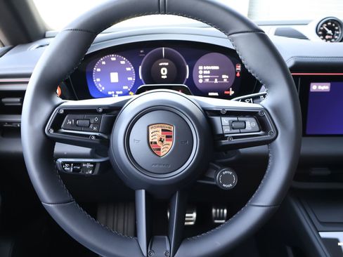 New 2026 Porsche Macan GTS Electric image 15