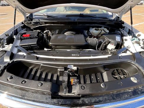 Used 2021 Chevrolet Suburban High Country image 8