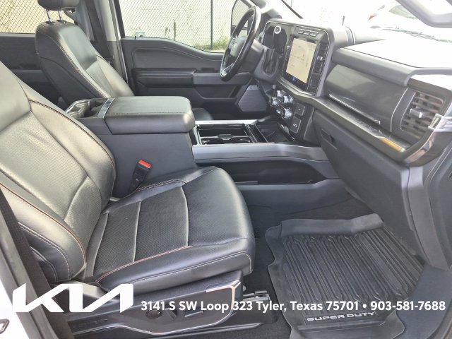 Used 2023 Ford F250 Lariat w/ FX4 Off-Road Package AWD/4WD image 12
