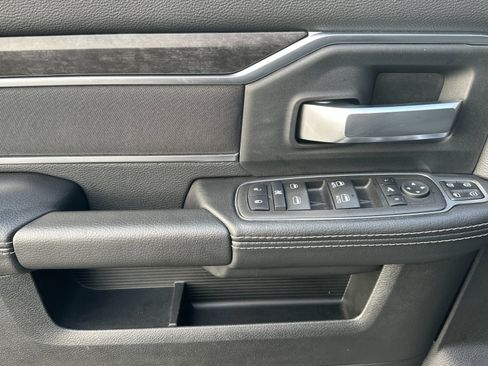 Used 2024 RAM 2500 Big Horn w/ Bed Utility Group image 11