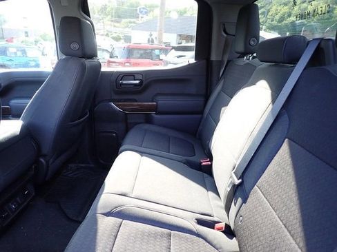 Used 2019 GMC Sierra 1500 SLE w/ SLE Value Package AWD/4WD image 12