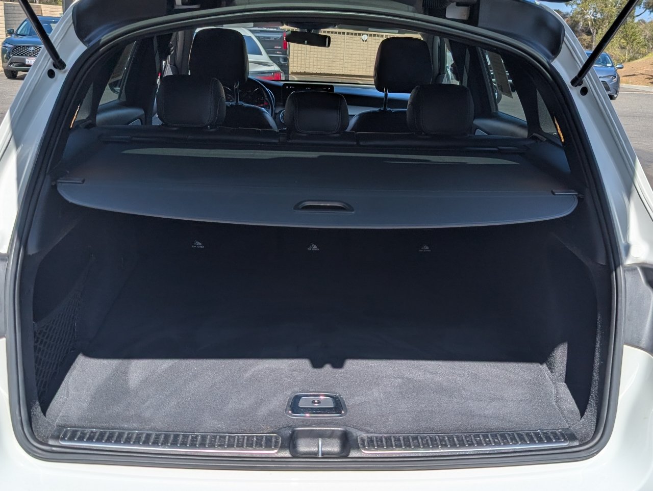 Used 2021 Mercedes-Benz GLC 300 image 9