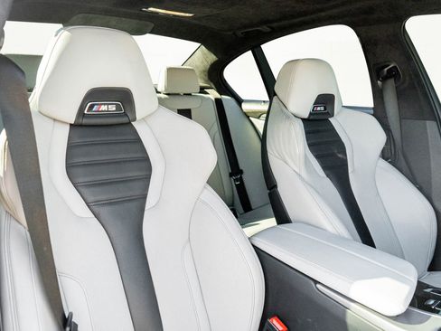 Used 2021 BMW M5 w/ Executive Package image 33