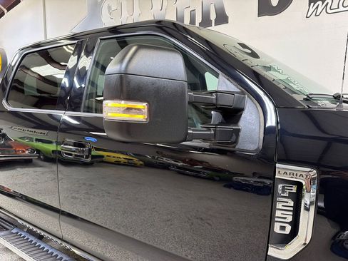 Used 2021 Ford F250 Lariat w/ FX4 Off-Road Package AWD/4WD image 47