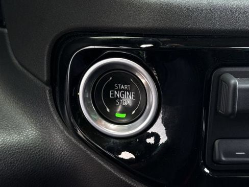 Used 2022 Chevrolet Silverado 1500 LT Trail Boss w/ LT Trail Boss Premium Package image 23