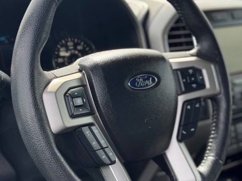 Used 2015 Ford F150 Lariat w/ Equipment Group 502A Luxury image 19