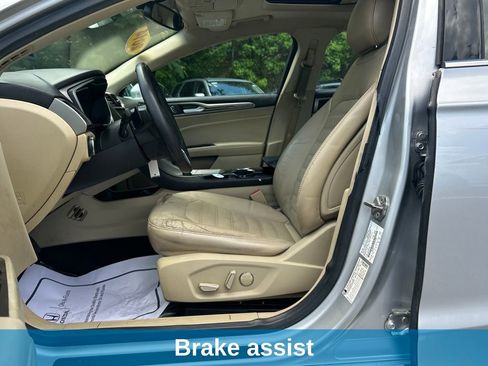 Used 2014 Ford Fusion SE w/ Equipment Group 202A FWD image 13