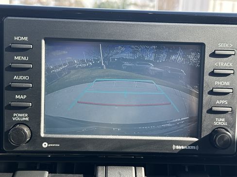 Used 2021 Toyota RAV4 XLE image 25