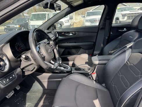 Used 2020 Kia Forte GT-Line image 13