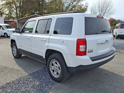 Used 2016 Jeep Patriot Sport w/ Power Value Group image 5