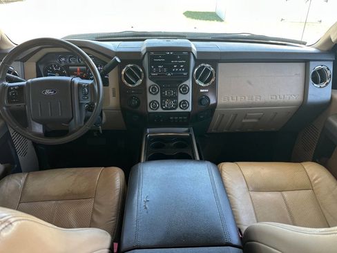 Used 2013 Ford F250 Lariat w/ Lariat Ultimate Pkg image 21