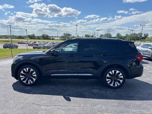 Used 2025 Ford Explorer Platinum w/ LUX Leather Package AWD/4WD image 2