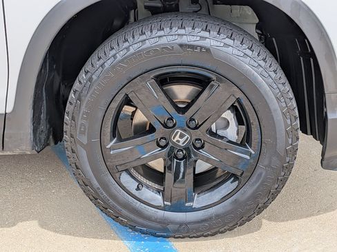 Certified 2023 Honda Ridgeline Black Edition image 32