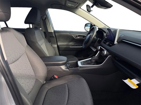 Certified 2025 Toyota RAV4 XLE image 17