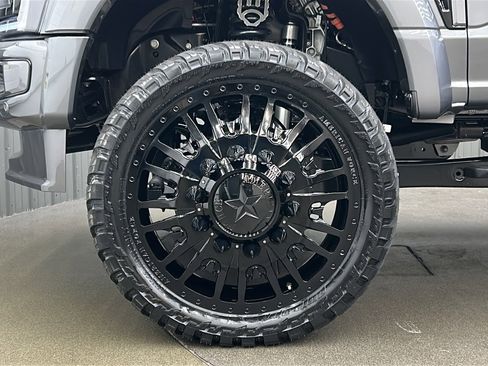 Used 2026 Ford F450 Platinum w/ Platinum Plus Package image 10