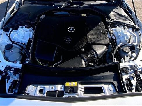 Used 2025 Mercedes-Benz C 300 4MATIC Sedan image 26