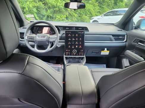 New 2027 GMC Terrain Elevation w/ Elevation Premium Package FWD image 19