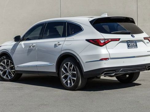 Used 2024 Acura MDX SH-AWD w/ Technology Package image 3