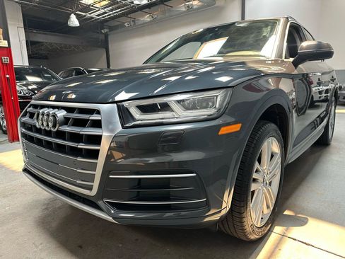 Used 2018 Audi Q5 2.0T Premium Plus w/ Premium Plus Package AWD/4WD image 6