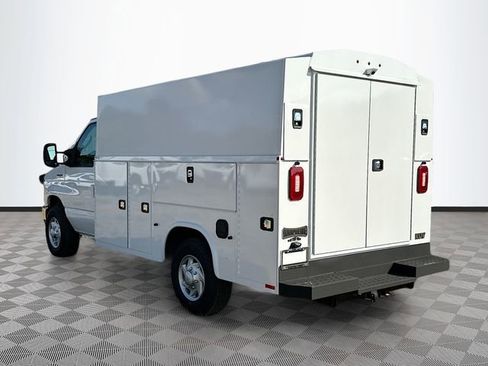 New 2026 Ford E-350 and Econoline 350 Super Duty w/ Power Equipment Group RWD image 4