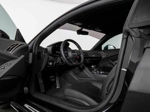 Used 2023 Audi R8 V10 performance image 16